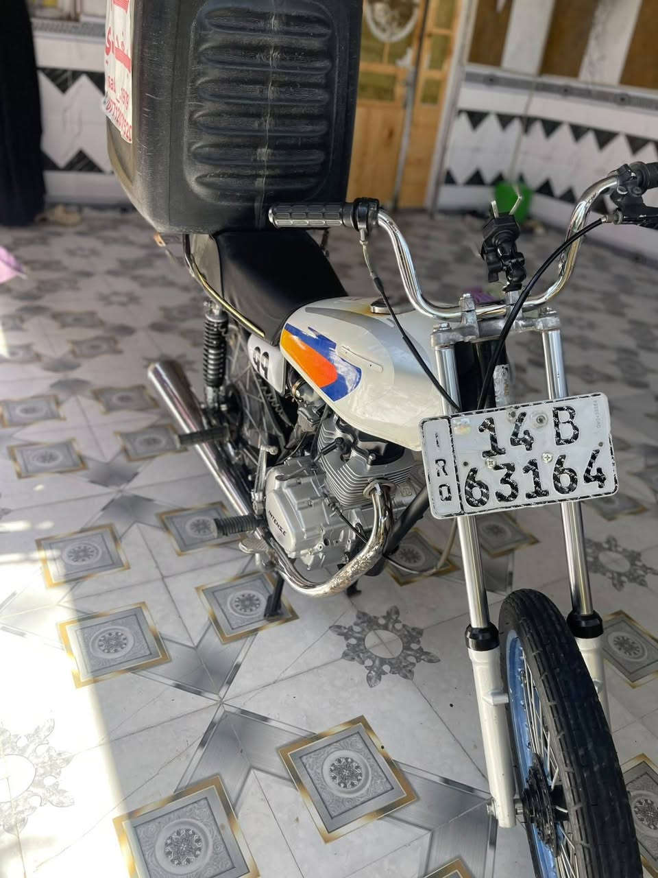 دراجه نامه حربي للبيع مديل 21 دراجه نضافه فول توا معمره محتاج وريد ابيع رقم وسنويه راعيه موجود رايدها ب1600 وبيه مجال لشرايه عنواني البصره الهارثه قرب سيد سامي رقمي ***********
