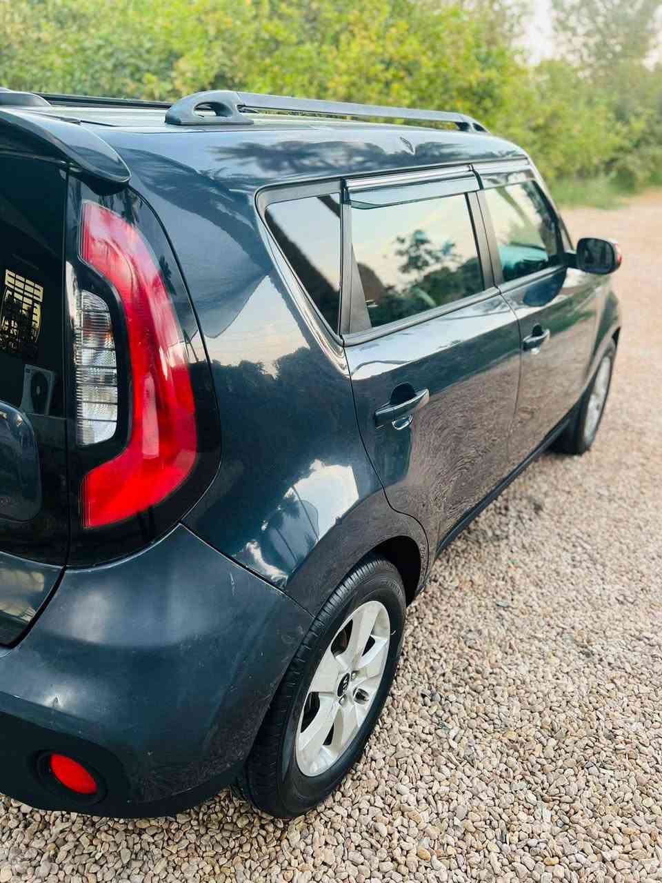 سلام عليكم صول موديل 14بسمي رقم دولي  سياره نضيفه ماتعبانه تبريد ثلج وارد امريكي ماشيه 86الف بيه جملغ مال امريكه مكينه 1600اترايك البصره  سعره 95 
***********
