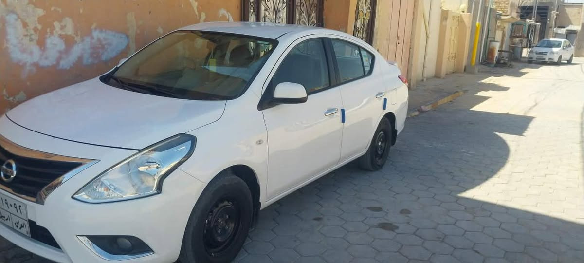 سني هندي٢٠٢٠ بليتة زركة
نضيفه 
 قطعة وحدة تبديل  جاملغ امامي 
ماشية  140الف حقيقي
موصفات 
تحكم ستيرن جهيتن مانع نزلق
يدات نيكل سبايدر كشاف
محرك لا تنقيص ولا تبخير 
مكان سيارة النجف 
رقم أربيل 
الاستفسار ‭٠٧٨٨ ٣٧١ ٢٣٠٦‬
