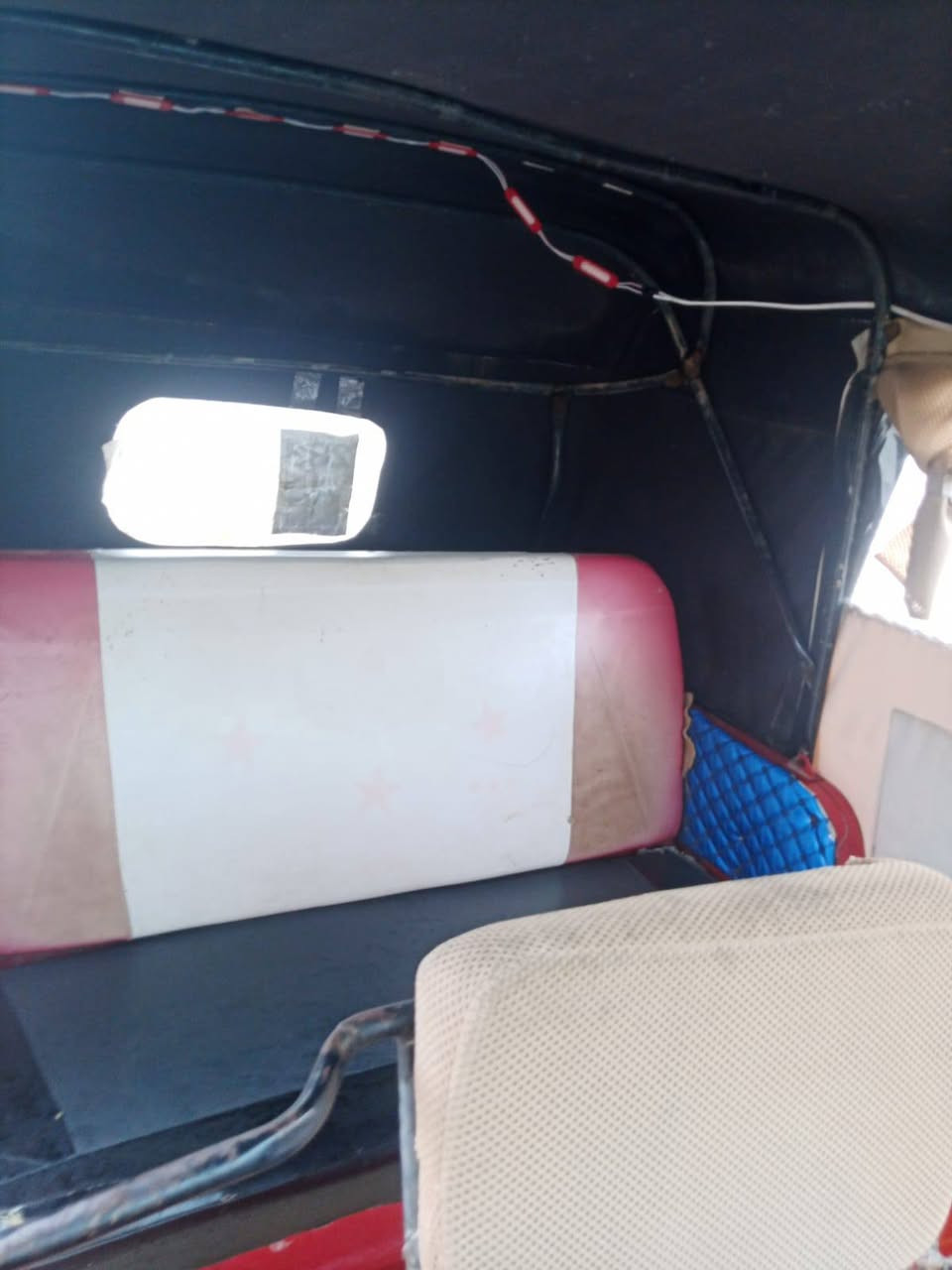 السلام عليكم تك تك بياجو موديل 2018 محور محرك باجاج مال 20 اوراقها كاملهه تيك توك خير من الله تخم تاير جديد لا ضربه ولا صبغ تكتك بلادي العنوان بغداد المدائن سلمان باك السعر مليونين و300 رقم الهاتف***********////***********
