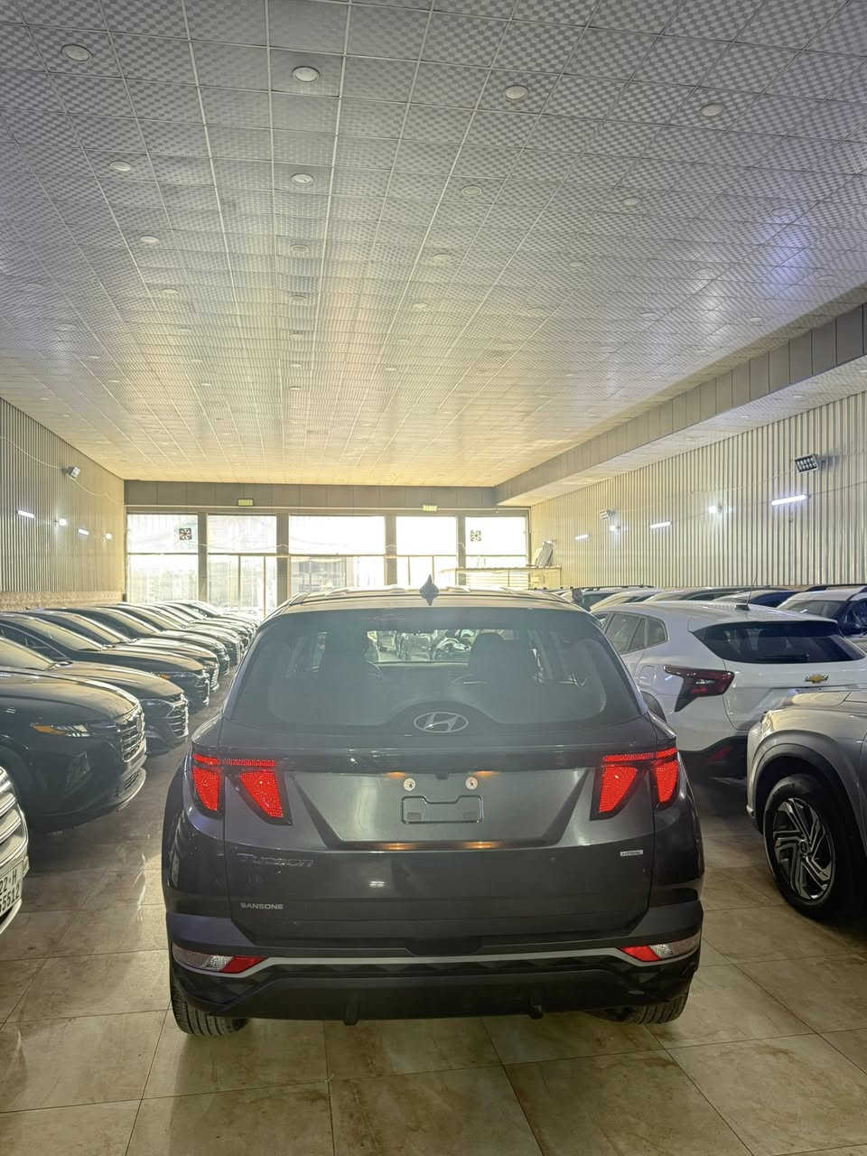 توسان 2024 وارد
ماشيه 24 الف ميل
في قمة النظافه 
كلشي عالبلاد حتى ميزانية وبلنص
بيهه جانرلغ ونص ربع البنيد صبغ بدون اي دواخل بجم كبس
بيهه باب وشبر باب خلفي صبغ تجميلي عن شخوط
سعر مغري 165 بدون رقم وبي مجال حلو للشراي
موجوده بأربيل 
مواصفات se بدون بصمه
للشراي والجاد ***********
***********واتساب
