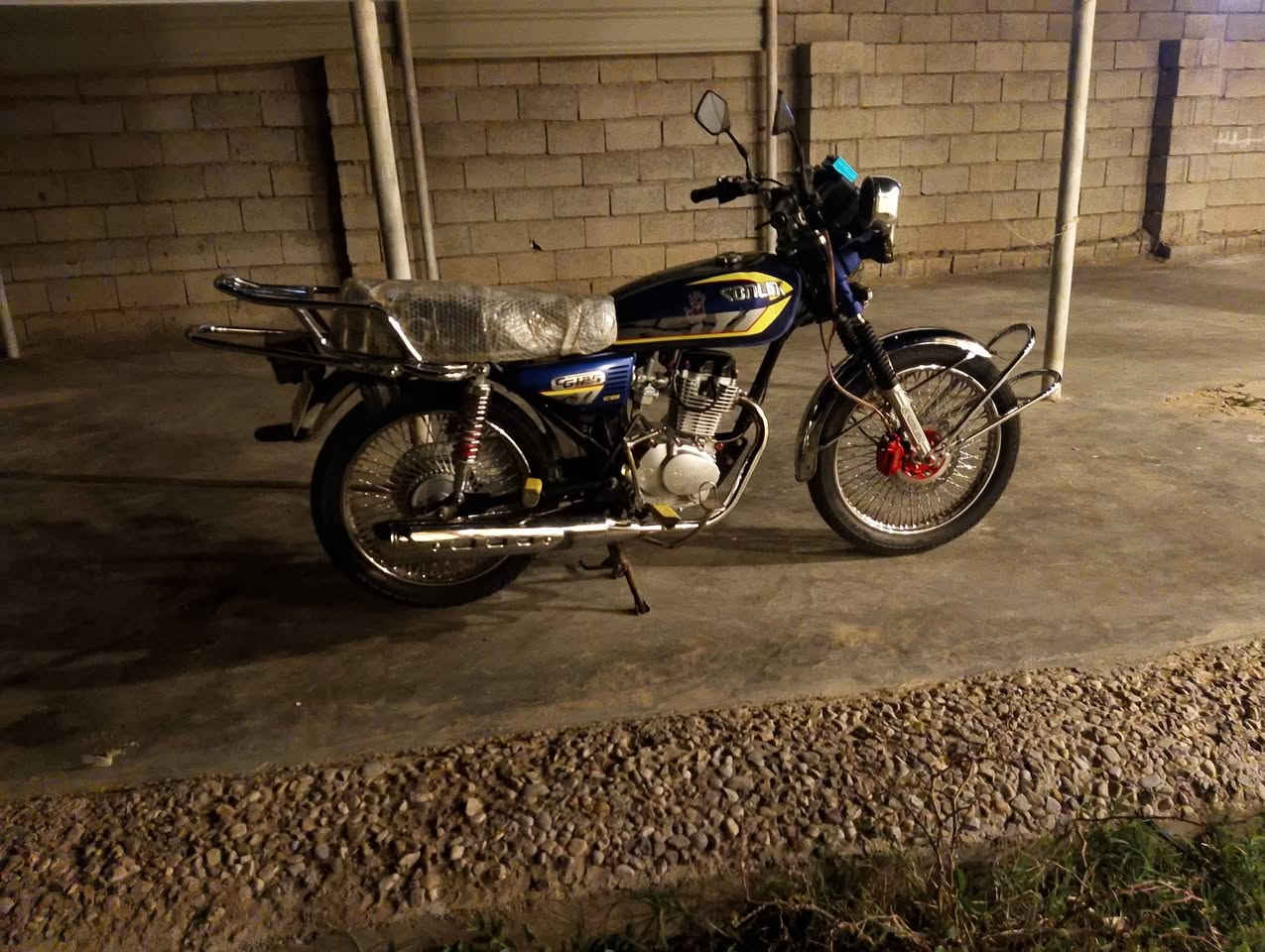 من بعد السلام دراجه تايكر للبيع موديل 25كفاله بس كيجات مبدله دراجه خير من الله السعر 600وبيهة مجال حك جيه


**إذا كنت صاحب هذا الإعلان وتريد حذفه لأي سبب، رجاءا أرسل رسالة إلى الدعم الفني**