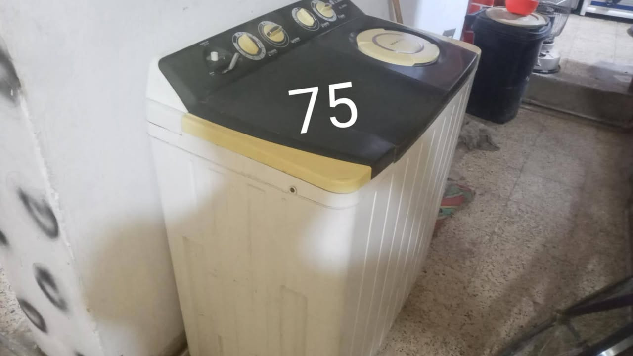 عاجل عاجل مناشدة الى اهل ديالى اشترو هذني الاغراض لان احس عليهن لعنه عدم البيع 🤣🤣
مبردة شغالة  بيها ضرر بسيط ثقب بالقاعدة ب ٤٠/ غسالة شغاله ب ٧٥ وبيها مجال/ ديالى الخالص


**إذا كنت صاحب هذا الإعلان وتريد حذفه لأي سبب، رجاءا أرسل رسالة إلى الدعم الفني**