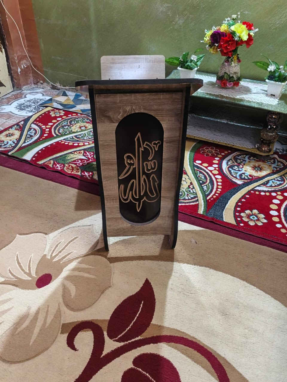 مصلايه للبيع السعر 45 وبيها مجال بسيط مكان الدولاب للاستفسار الاتصال ع الرقم ***********
