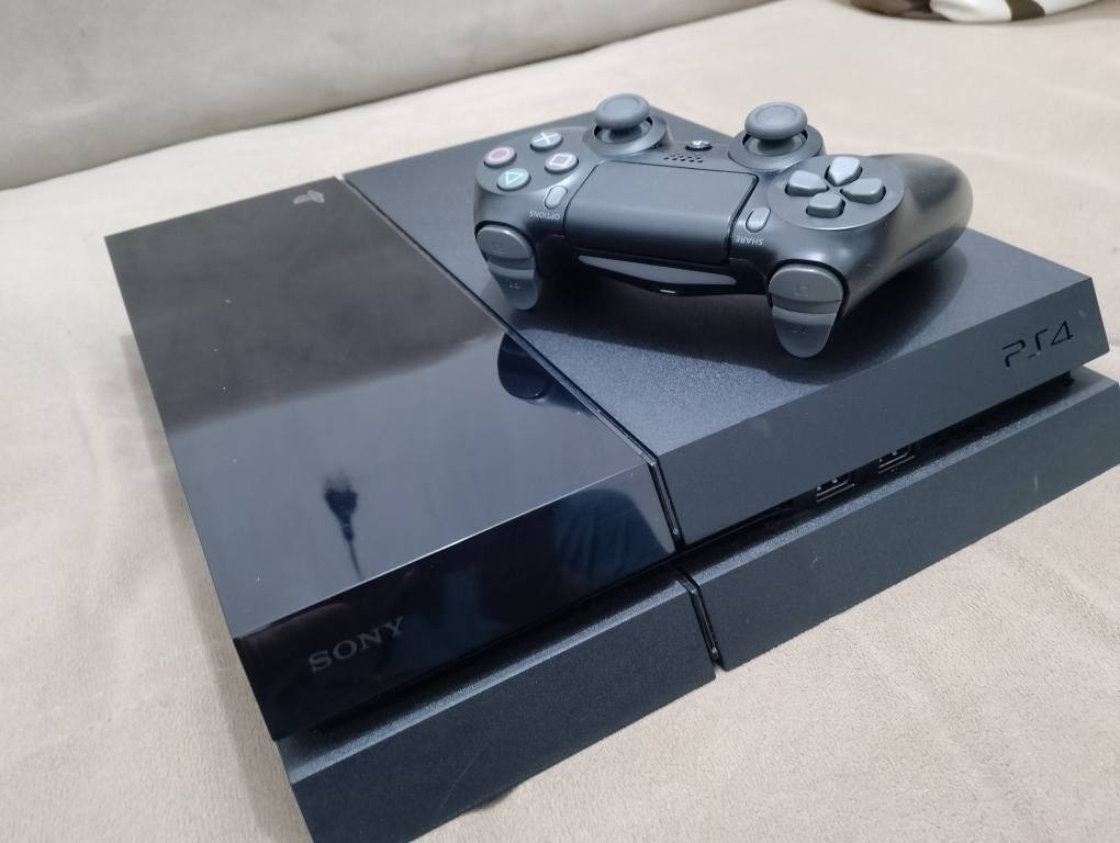 السلام عليكم شباب  بلي 4 فات نظام 11

كامل الملحقات مع الالعاب حسب اختيارك 

بسعر 210 ويتوفر توصيل لكافة المحافظة 5 الف 

لتواصل عبر هاذا الرقم *********** النجف, العراق
