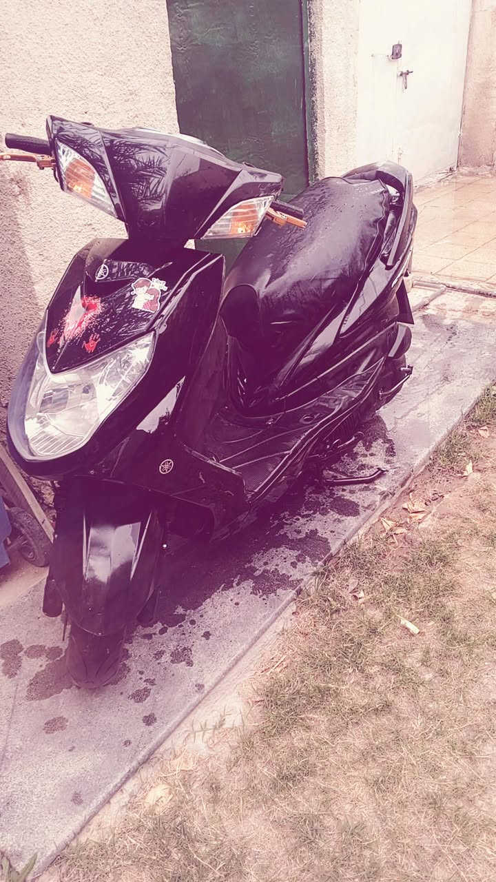 سكنس فل للبيع درجه خير من الله وحلوه  المكان البياع  السعر 550 وبيه مجال ***********
