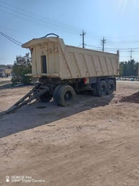 مقطوره للبيع شاصي 14 دناكير 16 طول سبعه و ربع سعر 100 وبيها مجال 07804...