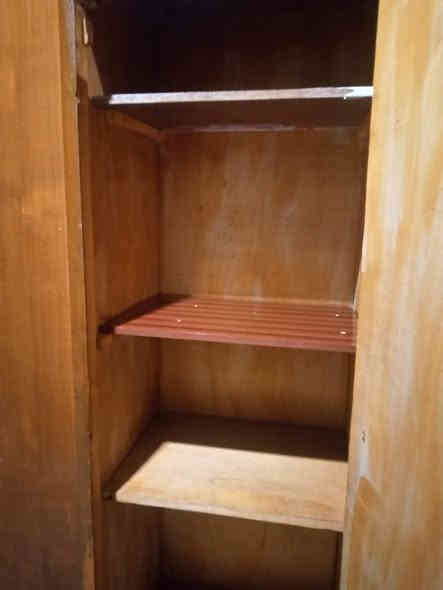 كنتور خمس بيبان نضافه شكل انته تقيم سعر مع شد ونقل ٣٠٠ ضهر جرجوبه عنواني حي عامل منطقه ثانيه رقمي ***********
