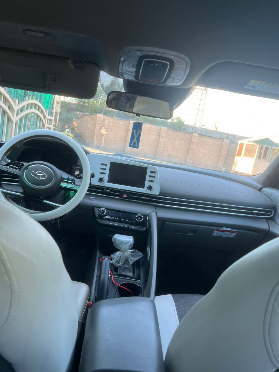 السلام عليكم
هونداي النترا 2022

للبيع فقط بسعر م140 $ وبيه مجال للتفاوض!

موديل 22 
‏‎

المواصفات

دوشمه جديد !

دشبول ديجيتال

تدفئة ستيرن •

‏‎بصمة أبواب + بصمة تشغيل+ تشغيل عن بعد

‏‎رادار أمامي جانبي خلفي + تحديد مسار

+ ‏‎نقطة عمياء

‏‎تبريد فول  + مانع انزلاق

‏‎شاشة كبيرة تدعم كار بلي واندرويد اوتو + ثلاثة انظمة قيادة

‏‎كامرتين !

‏‎تحكم ستيرن فول+ كروز سرعة + دسك خلفي

اوتو بريك + تحسس للازدحامات

‏‎محرك 2000 دوش المرغوب

‏‎ السيارة جديدة !

مكان السيارة: بغداد -زيونه 
رقم الهاتف ؛:-***********
