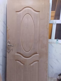 للبيع ابوب عدد 3 قياس 199x88 ساعه  7734397841