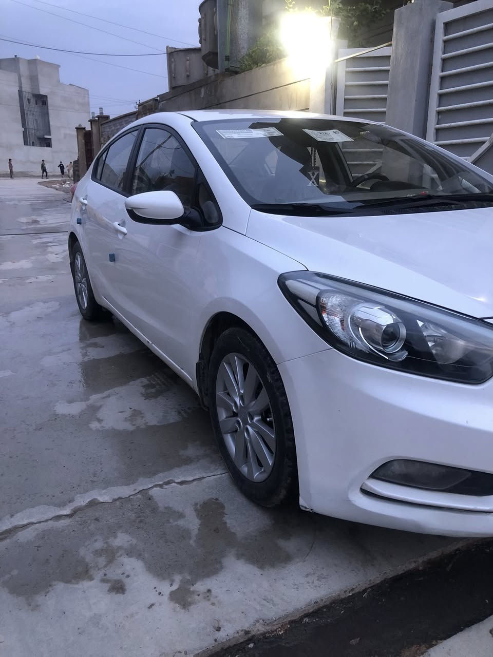 السلام عليكم 

سيراتو مديل 14  بدون ضرر فقط هلال الخلف شبر صبغ بيها ملاحضات بسيطه سياره جاهزه طخم جديد تواير جديد محرك ١٦ دوش ما مفتوح شرط لا صرف ولا نفخ رقم اربيل دولي هزه جديده شرط التحويل السعر 124 وبيها مجال 

***********
