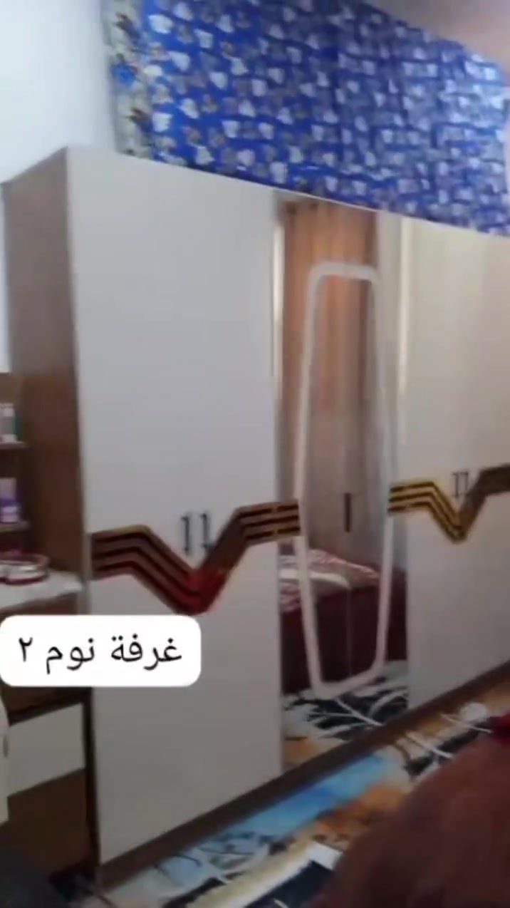 #دار_للبيع مساحه 150 متر ألابعاد 7.50×20

🔻 ملك صرف زراعي سند 25 أراضي بيت بنيه 🔻

✅الخدمات/ ماء - مجاري - كهرباء - تبليط - تصريف مياه امطار

🧱بناء جديد  🟢 طابق واحد 

🟢يحتوي على استقبال و صحيات خارجيه و مطبخ وصحيات داخليه متكامله وغرف نوم كبيره عدد 2 وبيتونه والسطح اشتايكر كامل 

📍العنوان/ الزعفرانيه - حي الربيع - أراضي بيت بنيه فرع 10

              🔱 السعـر / 160 مليون وبي مجال 🔱 

للإستفسار أكثر الاتصال على الارقام:-

☎️ *********** - ***********

                   ***********

أو مراسله الصفحات:-

            الحاج حيدر الربيعي   -   رضيو حيدر 

🏠 عنوان المكتب / الزعفرانية - حي الربيع - مقابل شركة الهلال
