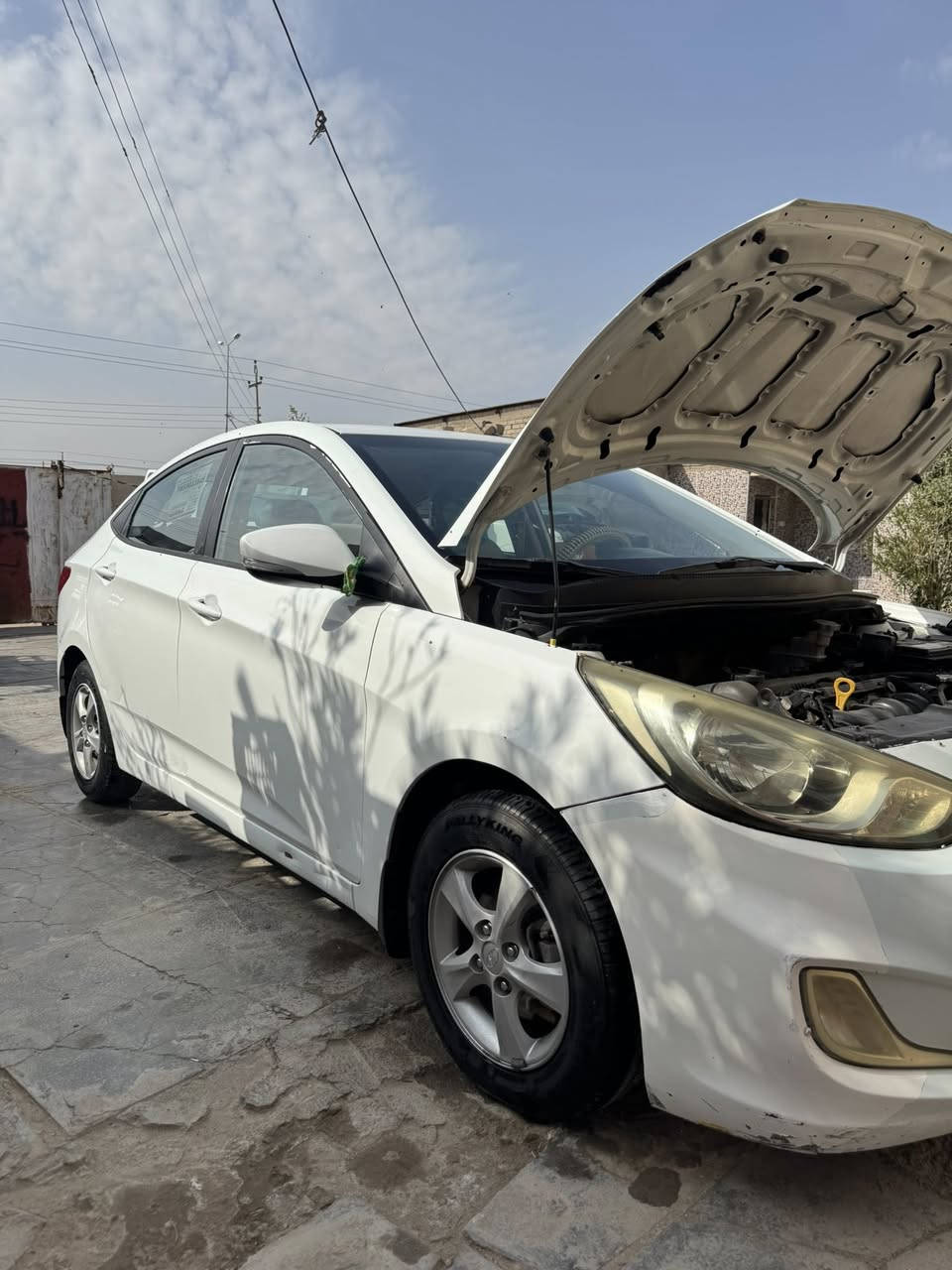 اكسنت 2015 كفاله ماشيه 162 بسمي تحويل ثاني يوم
البصرة المكان قضاء الدير. سيارة نظيفة واستخدام شخصي كلش حلوة بيها بعض الملاحظات البسيطة حتى سونار موجود وما اتعبك. رقمي ***********
