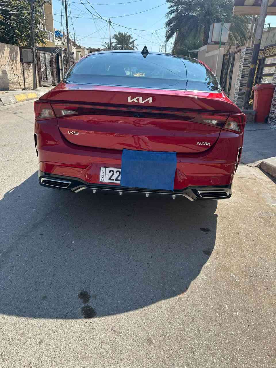 ‏ كيا كي فايف (k5) 2023 فول بانوراما1/1 محرك 2.5 (4كامرات)
الموديل : 2023. (خليجي ) .
المحرك : 2.5 . 4سلندر
  ماشيه9الف
الضمان: kia nim 
السعر230
الارقام : اربيل ب اسمي تحويل ثاني يوم 
مغلفه ببيف 
 المواصفات
4 كامرات
دشبول ديجتل
كشنات خزن ميموري
داتا شو 
فتحة سقف(بانوراما)
دخول ذكي(بصمة) +تشغيل عن بعد
شاشة اصلية +كاميرا +حساسات
المصابيح الامامية زنون+LED
المصابيح الخلفية LED
مقاعد تدفئة تبريد
مقاعد جلد+كهرباء
سايد بريك بصمة
اوتو هولد
محدد سرعة
فول تحكم ستيرن
درايف مود
مري كهرباء

المكان ديالي‏‎

‏‎للأجابة عن اسئلتكم واستفساراتكم بكل وقت

‏‎تواصلوا ويانا على الارقام التالية***********
