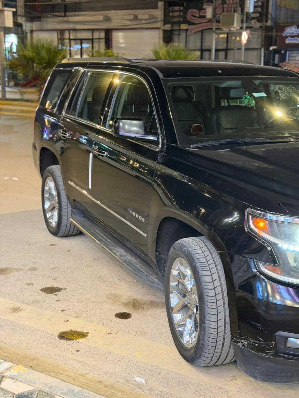 شيفروليه تاهو LT خليجي 2020
اللون أسود مغلفه نانو
بيها بارد قليل بالباب
والباقي كله مكفول
رقم بصره 
محرك 8 سلندر
مواصفات LT
السيارة كارتون
حدادية وكير ومكينة كله جديد
ماشية 150 ألف كم
السيارة جاهزة ونظيفة
موقع السيارة: الناصريه
للتواصل: ***********
🔴السعر 380 بيها مجال قليل
