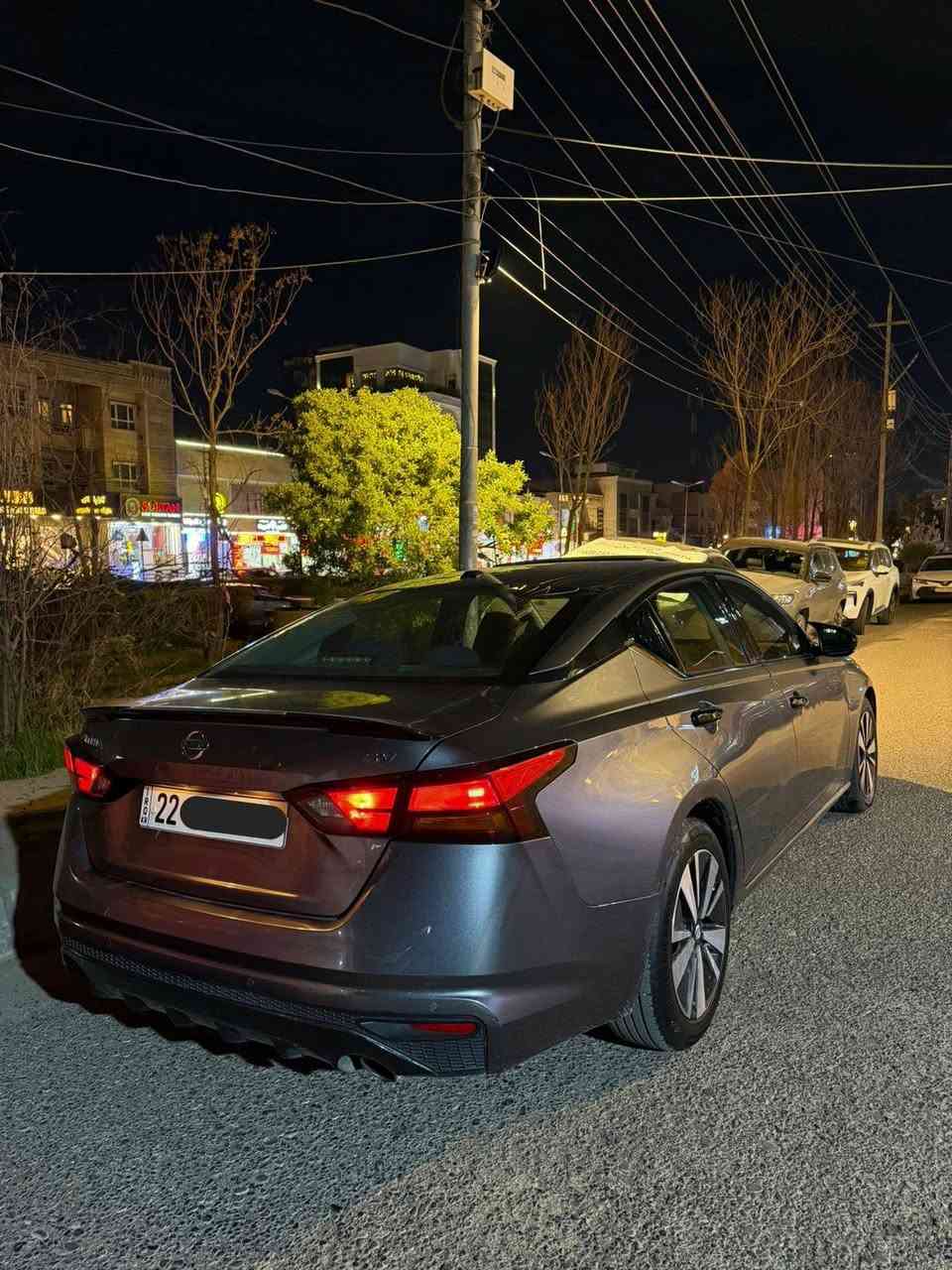 سلام عليكم 
نيسان التيما
فول الفول مواصفات SV PLUS
محرك 2500 تنفس طبيعي 
كير ومحرك شرط الفحص 
تخم تايرات جديدة 
صدر جديد 
هزة جديد
بيها قطعتين صبغ وحزام كلير بأمريكا نصبغ بدون دواخل بدون شواصي ايرباك فقط ستيرن شرط الفحص 
السيارة برغي مناقصها ونضيفة
عنواني اربيل 
سعرها 129 ورقة وبيها مجال 
للاستفسار *********** واتساب 
غير متواجد عالفيس أربيل, العراق
