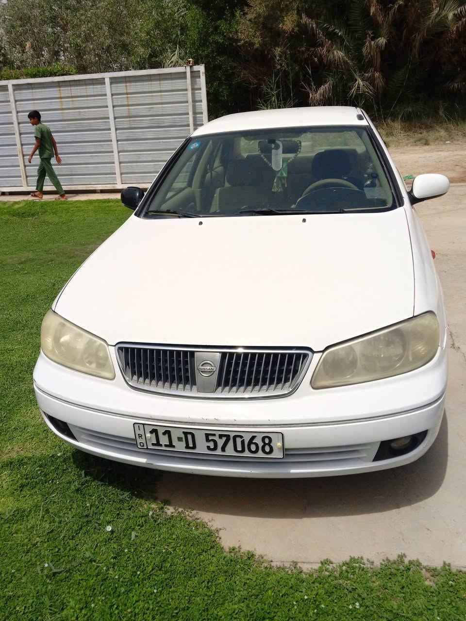 السلام عليكم من رخصة الادمن
سني 2009 ياباني رقم بغداد باسمي شرط التحويل حادث الباب وجاملغ خلف الصدر وموضح بالصور وباب الصدر مصبوغ تطبيق لون وبيه بارد وتلحيظات السعر 96 وبيه مجال لطيبين العنوان بغداد الدوره هاتف ***********
