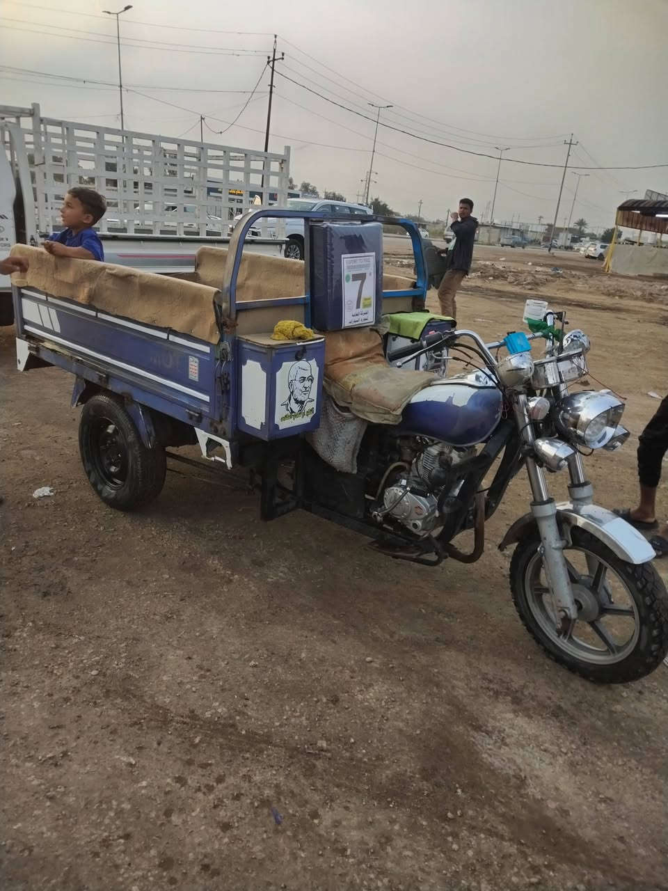 سلام عليكم...  ستوته للبيع اوراق اصولي الستوته نضافه خير من الله المحرك 23 الستوته كفاله عامه ماناقصها اي شي العنوان بابل مشروع السيب رقم الهاتف ***********
