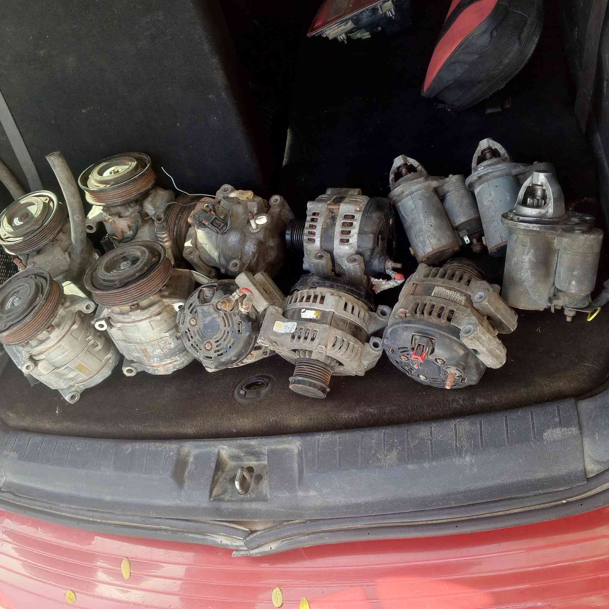 اخر قطع تصفية  ابيع شلع كمبريسر 75 داينمو 50 
سلف 35 
***********
