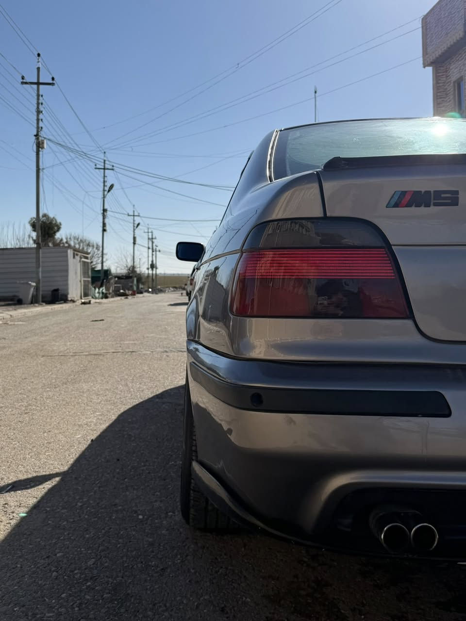 بیئێم سەقەر مۆدێل ٩٦ مەکینە ٢٨ تاک دیجیتال گێر مەکینە تەبرید سارد گەرم موس براوە وەرگەراو بەشەرت سبوخ عام پێشو پشت کەپس نرخی ٨٢ مەعەمەلە *********** .!
