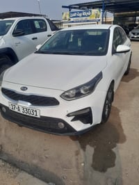 كيا سيراتو للبيع  2021 مواصفات نص  ويل كب اشاير بالمري تبريد خلفي  كفا...