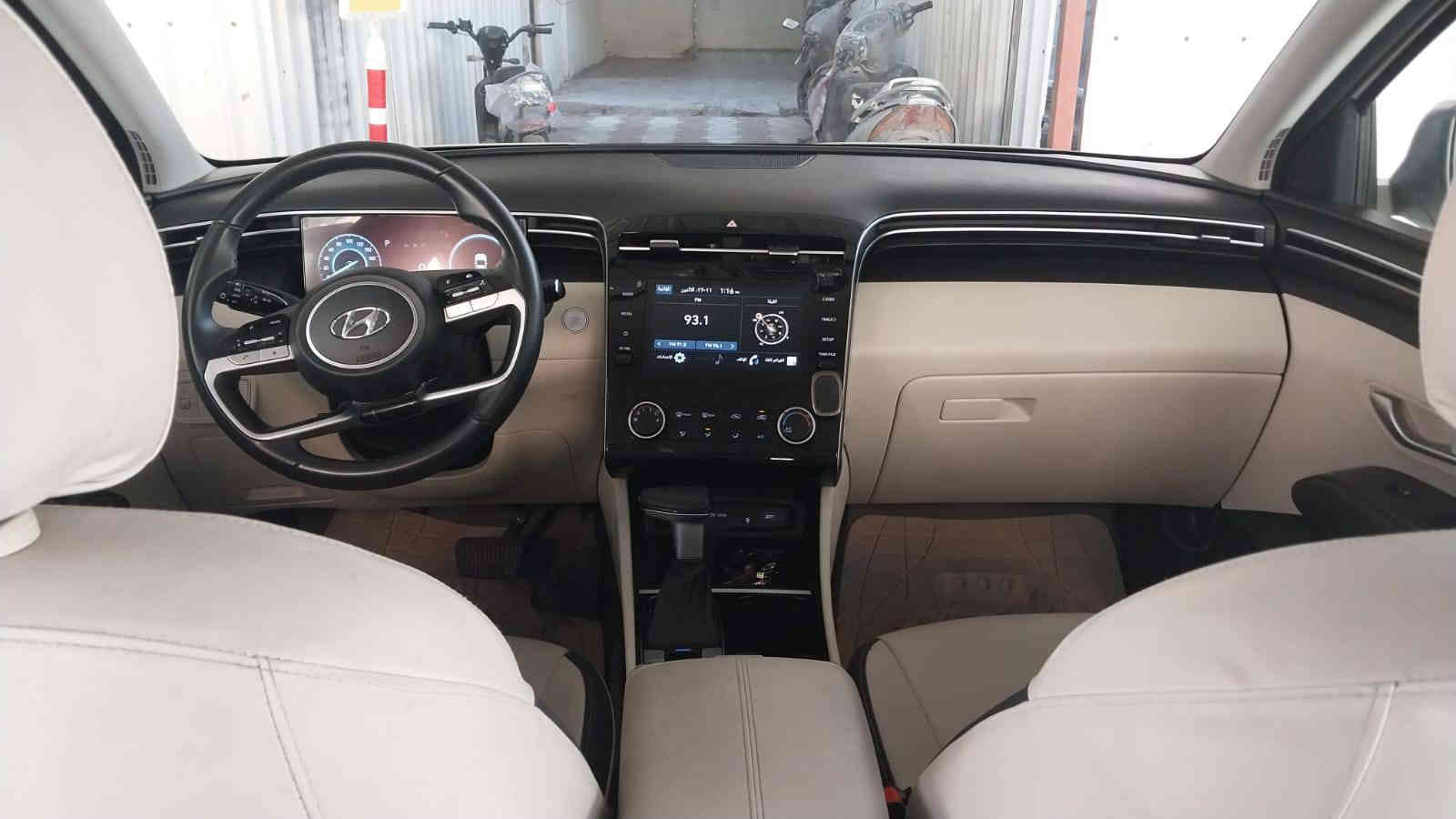 السلام عليكم اخوان توسان موديل ٢٤ خليجية فول قمارة حديد  كراسي كهرباء ومعروفة مواصفات التوسان الباقية مايحتاج اسولفهن ماشية ١٥ الف قابلة للزيادة مدوشمة ارضية وكشنات جلد... بأسم بنية السيارة كفالة عامة عدا صبغ بسيط بالدعامية الخلفية مكان السيارة الرصافة سبع ابكار مجمع الأوقاف قرب معارض الكريعات ..السعر ٣٣ مليون عراقي بيها مجال بسيط للشراي للأستفسار *********** اخواني ملاحظة اني مكلف بالنشر
