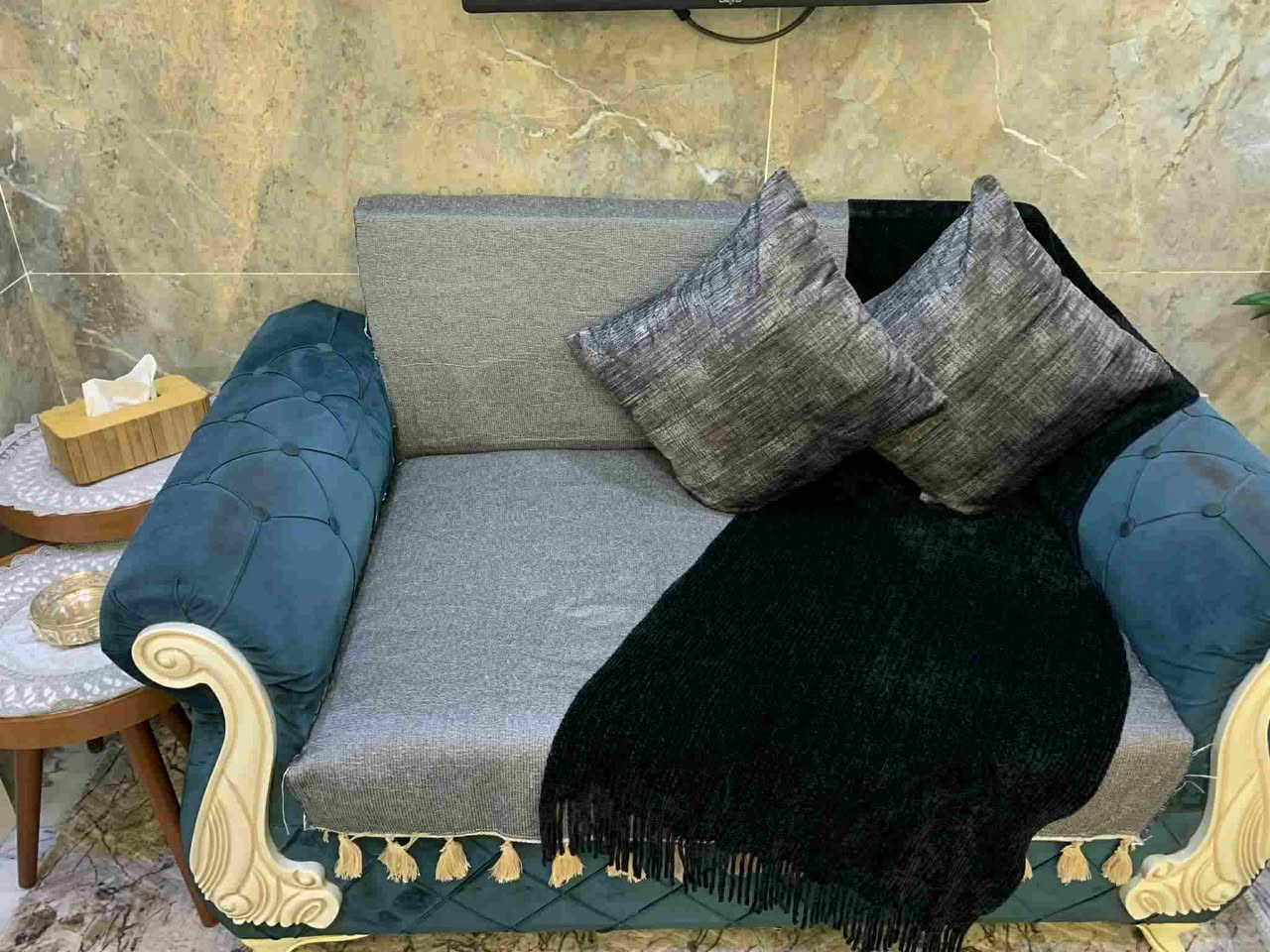 السلام عليكم
تخم تركي ٨ مقعد 

نظيف 
سعر ١٧٥
بي مجال قليل 
بغداد الشعب
***********
