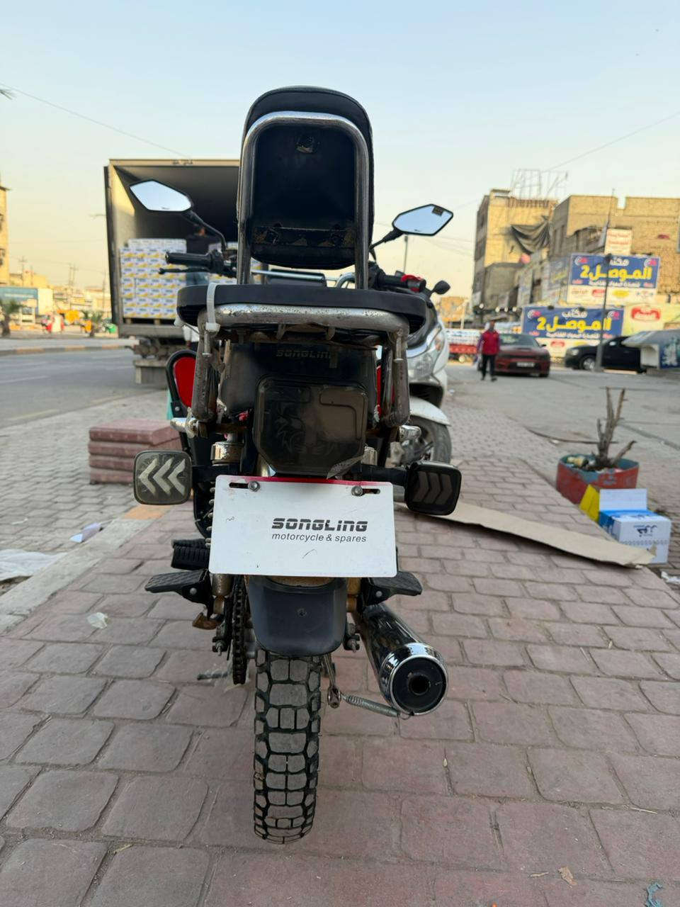 السلام عليكم دراجه 5كير الدراجه خير من الله شغل وطلع من البيت للشغل بيه ملاحضات بسيطه الدراجه موديل 24
العنوان حي اور سبع قصور الرقم فقط اتصال ***********
