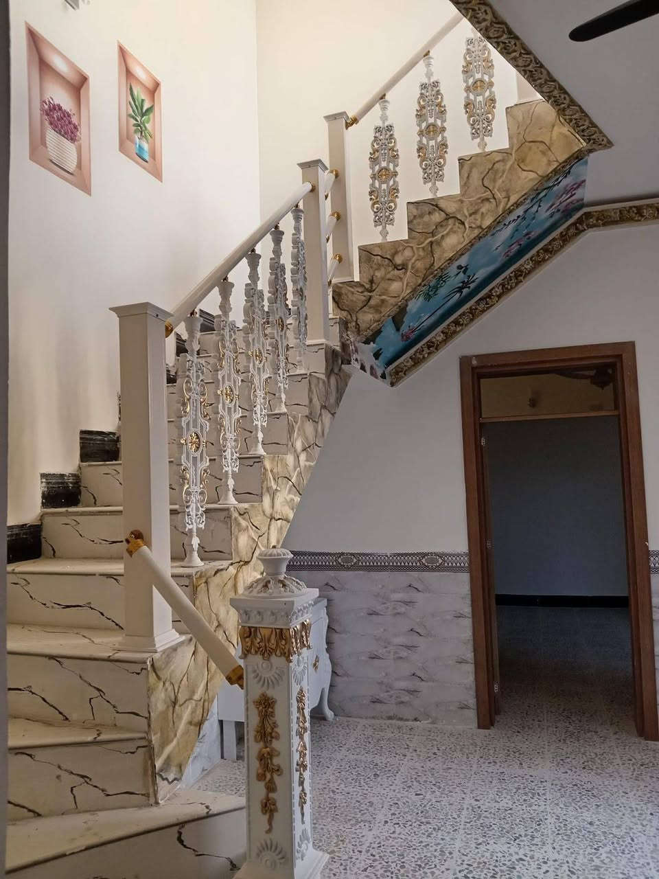 🏡 بيت للبيع - الفلوجة / جبيل 🏡
📍 المكان: الفلوجة - جبيل - خلف مجمع الرحاب 8 
📍 قريب: 8 بيوت عن شارع السد العام
📐 المساحة: 125 متر 
📏 الواجهة: 6.25 متر | النزال: 20 متر

🏠 المواصفات:
- غرفة واحدة + ديوانية + صالة + مطبخ
- حمام داخلي + حمام خارجي
- بناء بلوك حديث

📄 زراعي سند 25
💰 السعر: 55 مليون وبي مجال بسيط

المميزات: موقع هادئ وقريب على الشارع العام
للتواصل واتساب فقط: ***********

البيع مباشر والصور على الطبيعة 👇
