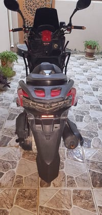 دراجة نارية • للبيع