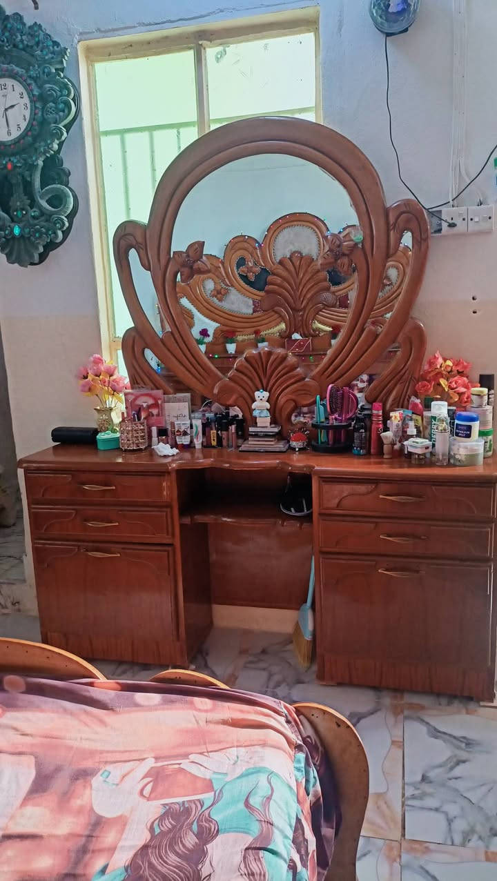 سلام عليكم
اخشاب صاج عراقي للبيع نضيف حيل 
السعر 400
لل استفسار اتصل على ***********
