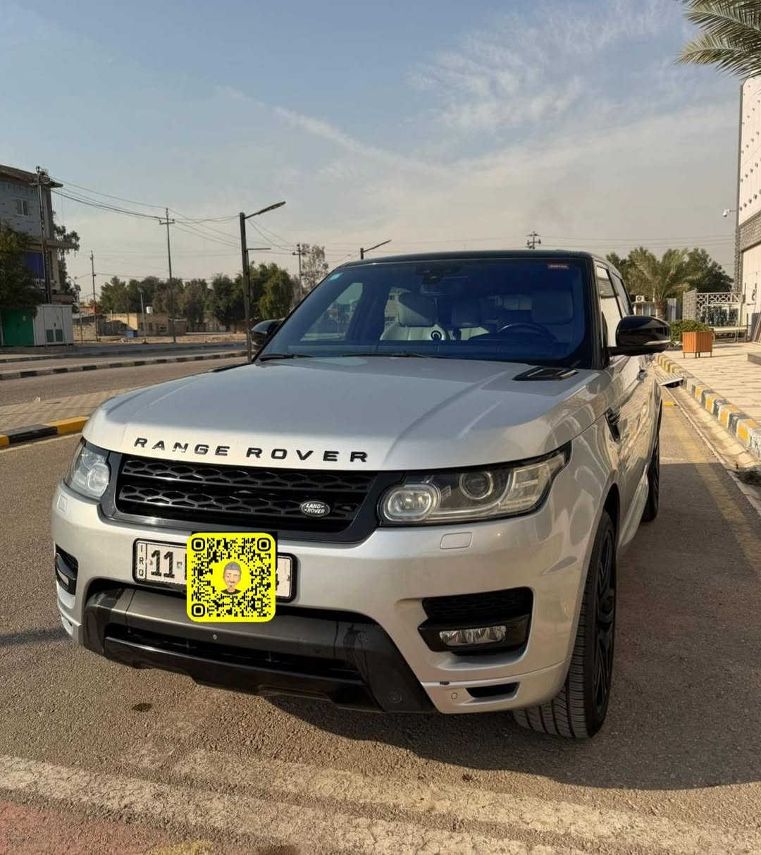 السلام عليكم
🇬🇧 Range Rover 
Sport
موديل 2017
دينمك 
فول مواصفات 

ماشية 94 الف مايل ❤️
السياره وارد امريكي
حادثها تبديل جاملغ امامي وربع بنيد بدون ايرباك 
كما موضح بالصور بالمنشور 💖

♦️♦️ملاحظة ♦️♦️
السيارة محدثة 2020 من الداخل 
تحديث كامل يعني ( شاشات 2 + تحكم ستيرن
 + تحكم الجام ) ❤️

المواصفات 🇬🇧🇬🇧
♦️8 سلندر سوبر جارج 
♦️داينمك 
♦️دوسات كهرباء
♦️كامرا 
♦️جكات ٣ وضعيات
♦️السيارة فول مواصفات

رقم بغداد جديد 
بأسمي تحويل مباشر

السيارة مكفولة من ناحية ميكانيك 
[ كير + مكينة ] 🇬🇧🇬🇧 
السيارة بيها ادامة كاملة بدون اي نقص ❤️

تسأل على السعر 
اتصل او راسلنا واتس اب 

او ادخل على الكروب الرئيسي
اضغط هنا 👇
سوق رانج روفر العراق

مكان السيارة بغداد

للأستفسار 
 
***********  سلام رانج روفر

@الجميع
