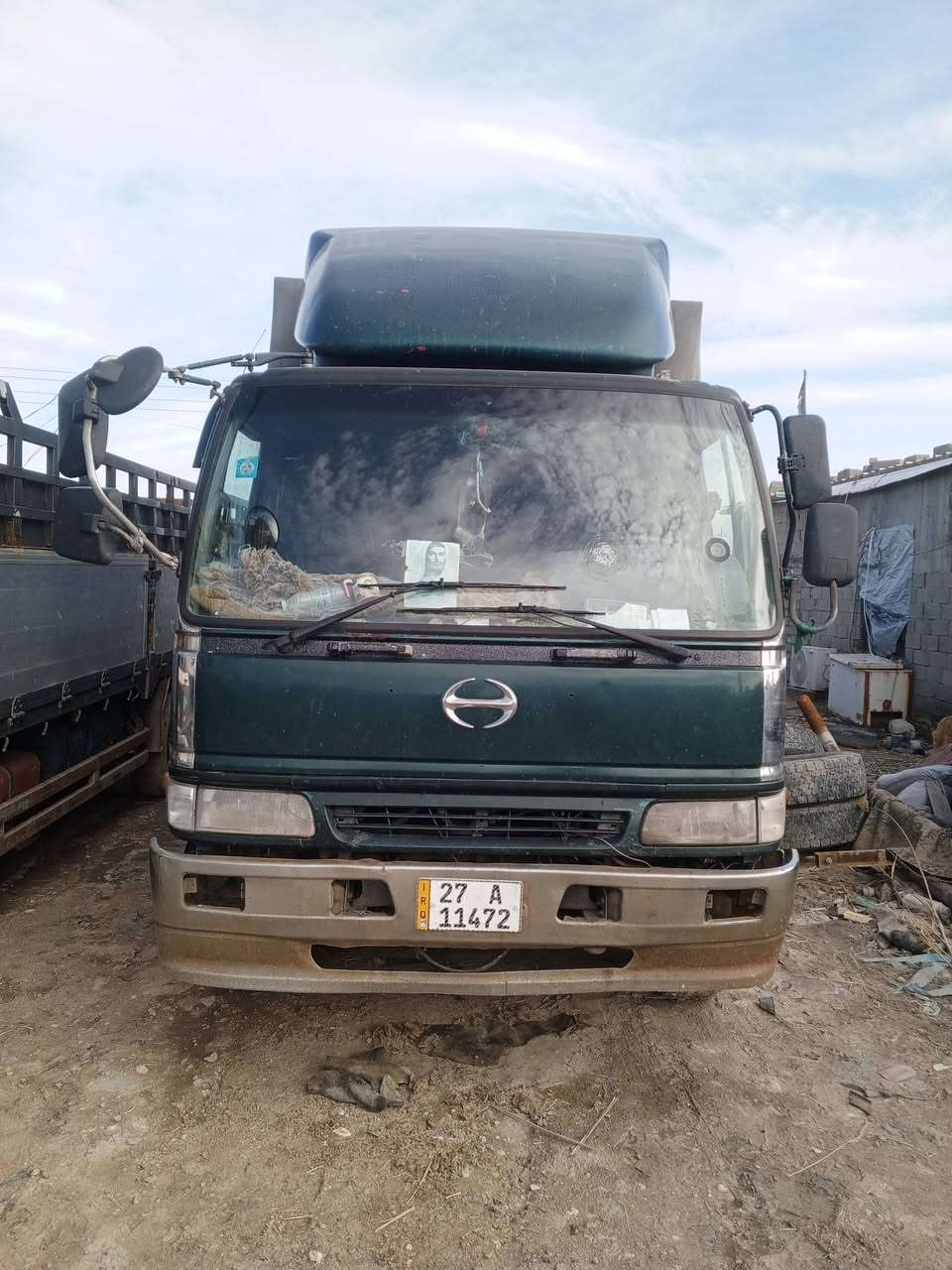 #للبيع
هينو طيره 70 سوبر لا صرف ولا بخار قماره انكر جديده 
تخم تاير 19 ونص اتصال ‏‪***********‬‏
