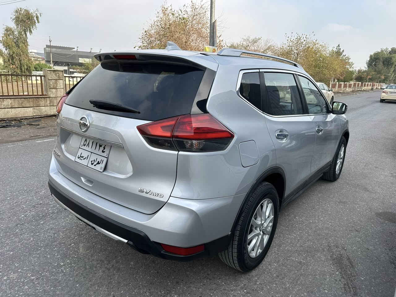 نیسان رۆگ ٢٠١٨ SV
فول مواسەفات بەس بێ سلایت بەسمە شەغال کوشین کارەبای و هیتەر رادار سندوق شەفت 
سبوخ چاملخ و نیو دەرگا بێ ئێرباگ بێ ژۆرێ هەموو شتەک بە شەرت 

نیسان رۆگ ٢٠١٨ SV 
فول مواصفات فقد بدون سلايت بصمة شغال كوشين كهربائي و هيتر رادار صندوق شفط 
سبوغ جاملخ و نص باب بدون دواخل بدون ايرباگ كل شيئ بشرط 
***********
$١٦٧
