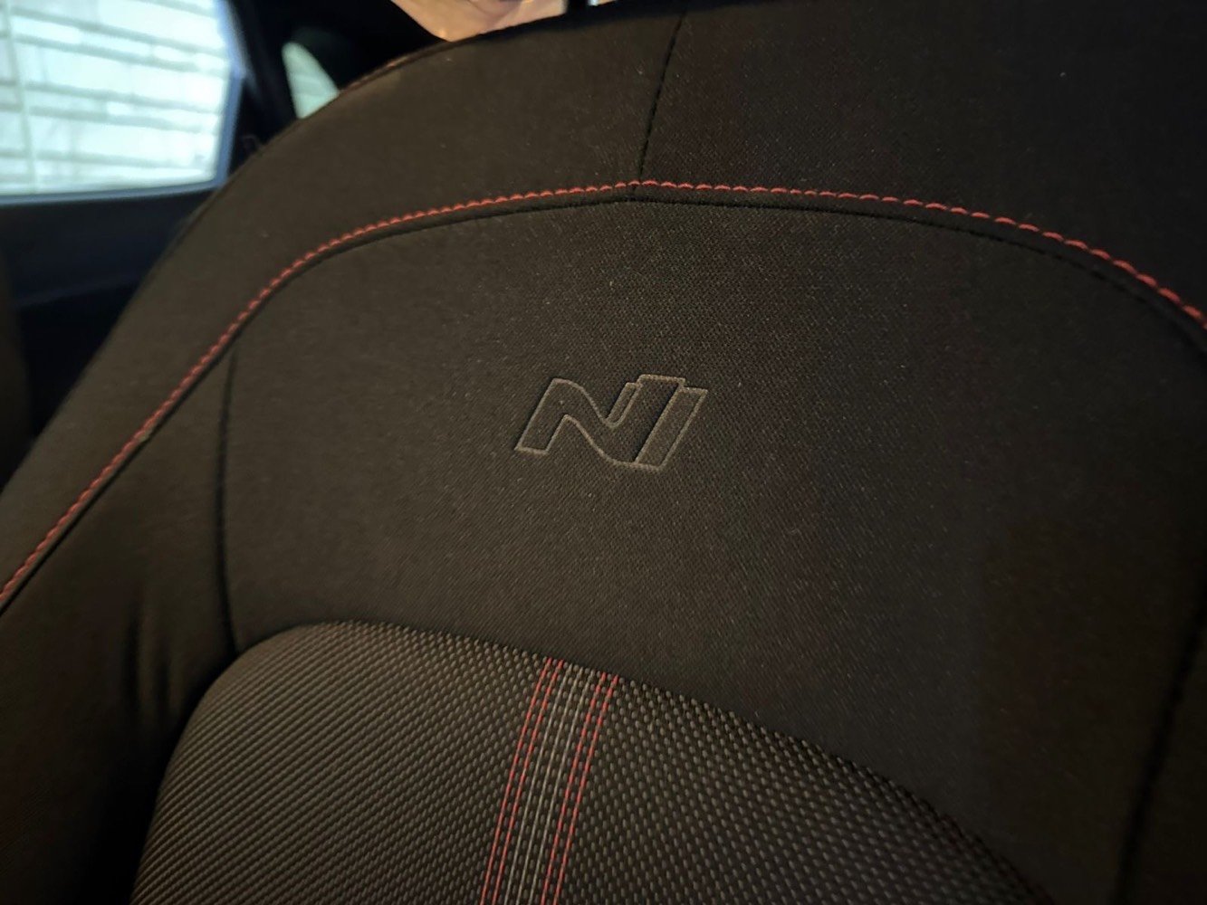 للبيع او امراوس حسب القناعه 
عندي هونداي كونا 2022 نسخه  N LIAN لون ابيض ماشيه ١٣ الف و بعدها بوضع الشركه 
رقم اربيل الجديد 
ضرر امريكا بابين فقط بدون ايرباك كلها سليمه و بيها قطعتين كلير امريها يجي بخ بدون ضرر 
مواصفات
محرك ١٦٠٠ توربو 
كير اوتو 
بصمه التشغيل و الابواب و تشغيل عن بعد 
ويل كروم سبورت 
كشنات كهرباء تدفىه 
دركه و كشنات و كت كامل n لاين
كيجات الكتروني 
دبل اكسل فور ويل 
شاحن لاسلكي 
لايت ليد 
السعر 15800 $$$

الاتصال ***********

***********