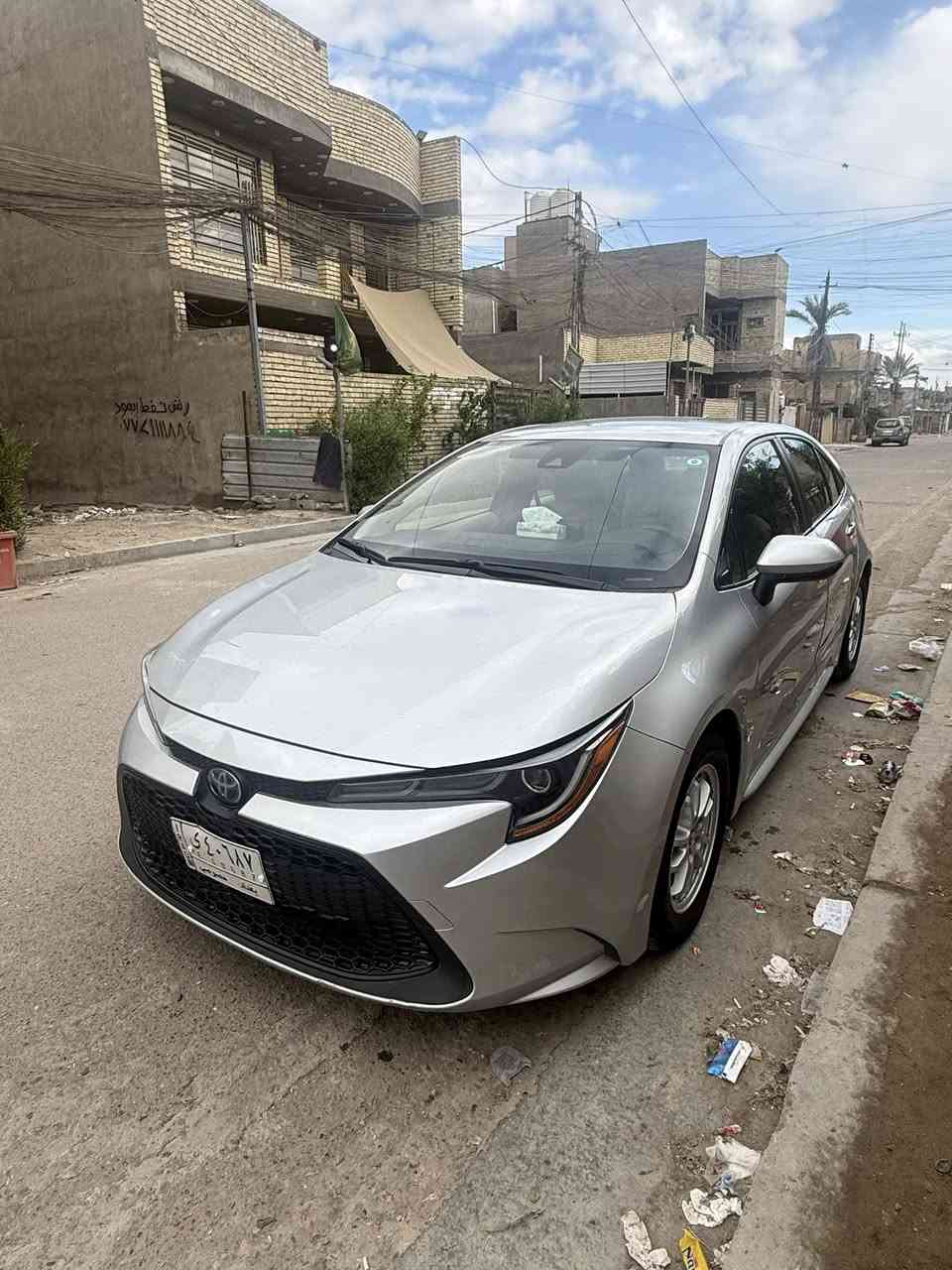 كورلا هايبرد موديل 2022
محرك 1800 المرغوب 
دخلت نهايته 23 شهر ال12 
وارد أمريكي 🇺🇸 ياباني 
سياره عليها عنايه 
وتبديل دهن فقط Amsoil
امزويل 
تخم تاير جديد 
دسكات امامي خلفي 
سيارة متصرف عليها دينار واحد 
حادثها قبق صندوك بمريكه مبدل وجاملغ صبغ ولباب بدون دواخل 
بدون ايرباك 
بجم صندوق كبس 
رقم بغداد باسمي مواصفات LE محسن 
مواصفات
 🔴بصمه 
⚪️بجم لد زنون SE بلادي 
🟠عداد ديجيتال يتحول مايل وكيلو متر 
🔵تحديد مسار 
⚫️قيادة ذاتيه 
🟢رادار امامي
⚪️توقف ذاتي 
🟤سايد بريك بصمه auto hold 
🔵مخرجType_C_
🔴تحكم ستيرن جهتين   
🟤شاشة   Drive Mode    
🟡أريل + نفكيشن  كامره خلفية 🎥 
🟢حساس حماية الأطفال والركاب من انحصار الأصابع أو الرقبة
 
صور الحادث مرفقه مع صور + سونار

السعر 150 بيه مجال
مكاني زعفرانيه
***********
