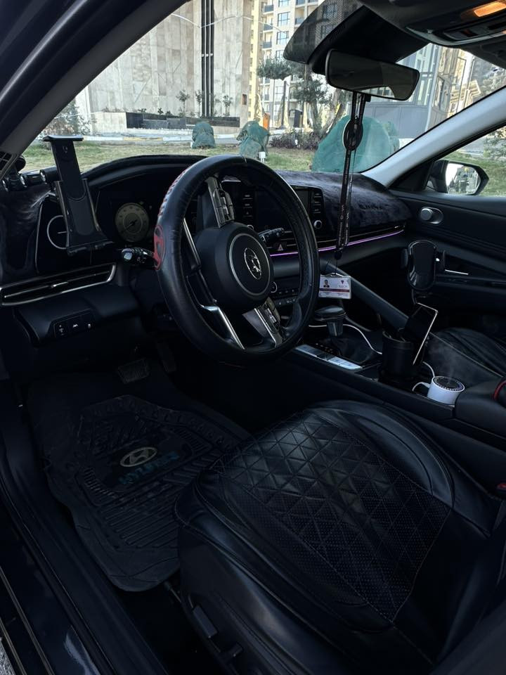 سلام عليكم من رخصة الادمن
سيارة النترا 2022 
فول مواصفات امريكي والحادث بسيط كما موضح بلصور سيارة ماشيه 55 حقيقي سياره حلوه ماشالله بدون دواخل بدون لغود ولا ايرباك طاك بيه 
المواصفات فول للاخير 
تحكم ستيرين 
توقف ذاتي من خلال الرادارات الموجوده 
رادار خلفي امامي جانبي من جميع الاتجاهات 
كاميرا كشنات تدفئة فتحه سقف 
ثلاث انظمة سبورت طبيعي ذكي سمارت السياره تتحكم بصرف الوقود في وضع السمارت 
شاشة دجتل كاملة 
سايت بريك كهربائي 
ويل كب مال فول تشغيل عن بعد نقاط عمياء 
السياره كله ليبل واحد عدا البنيد مبدل اصلي
السياره ماشالله حلوه 
السعر الي رايده انشالله 150 وبيه مجال 
الرقم اربيل تحويل ثاني يوم
***********
***********
