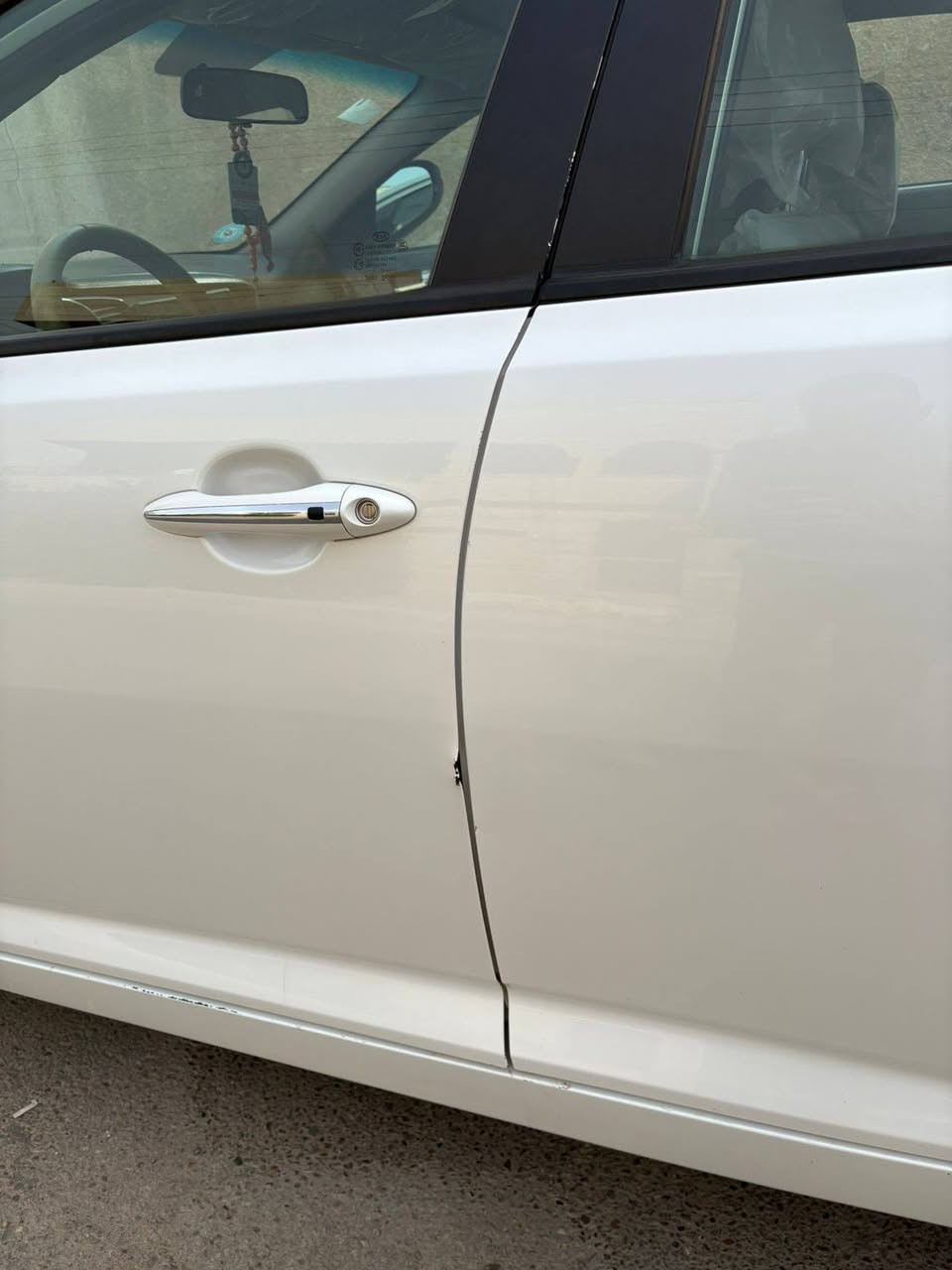 اوبتما ٢٠١١ ابيض صدفي- محرك ٢٤٠٠دوش
ماشيه ١٨٥،٦٠٠
المواصفات/بصمه- شاشه وكامرة خلفيه- تحكمات ستيرن- اشاير مري - مري شفط-جام اوتو
رقم اربيل الجديد السنوية تنتهي ٢٠٢٦ شهر الخامس 
كير ومحرك مكفولات
ماكو ضرر لا صبغ ولا بارد 
مكان السيارة بغداد 
السعر 13,000$
رقم الهاتف / ***********
