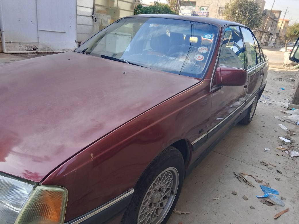 اوميكا.رقم كركوك  موديل 91 كود بانزين كير عادي محرك 20 بلادي مشروع وطني سيارة بدون طخه كهربائيات كلها شغال شراي يتصل *********** سعر 39 بيها مجال كركوك, العراق
