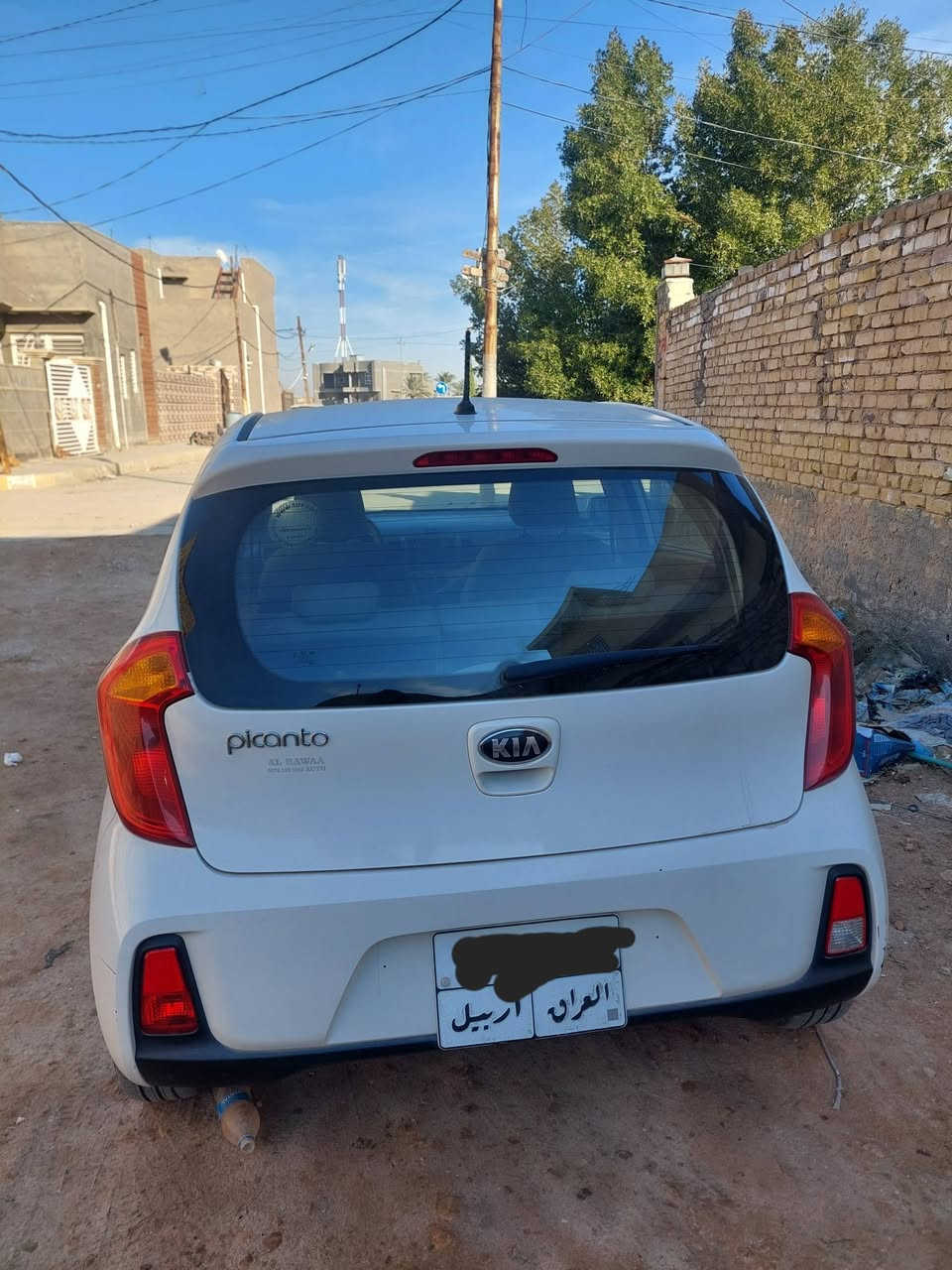 السلام عليكم 
بيكانتو ٢٠١٧ خليجي مكفولة عدا الجاملغ الإمام الأيسر ندحج بي فابلون فول عدا البصمه رقم أربيل السيارة نظيفة تبريد مكينة محرك كله جاهز مكانهه ديوانية السعر 98 للإستفسار ***********
