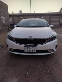 سيراتو للبيع موديل ٢٠١٧ مكفوله من كلشي أرقام انكليزي ستوهه صاعده هزه ا...