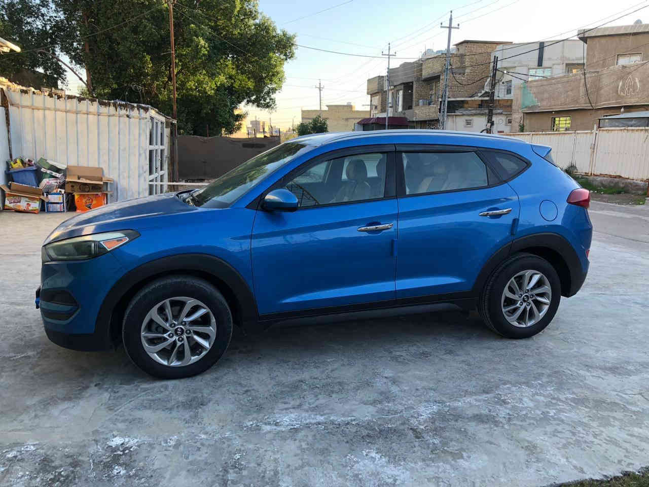 سلام عليكم
توسان 2017 امريكي 
سياره كلين بدون صبغ
ولا تبديل مكفوله 
مكينه 2000
كير مكينه صدر خير من الله
حساس خلفي 
كامره 
هزه جديده ورقم جديد 
سياره ب اسمي  
السعر 165 وبيهه مجال بسيط
بغداد قرب سيطره الشعب
***********
