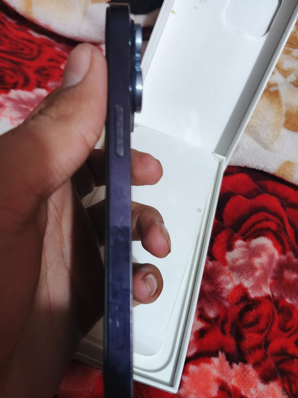 آيفون ١٤ برو ماكس ذاكره ٢٥٦ بطاريه ٧٨ بلادي صرفه كلش حلو فقط مبدل شاشه نوعيه زينه فيس إيدي شغال شرق اوسط طالع من الماني السعر ٦٢٥ وبي مجال قليل *********** كربلاء ماني
