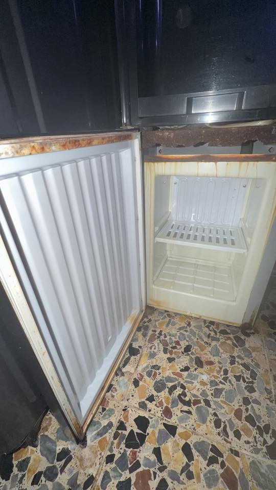 غراض للبيع للأستفسار ***********
