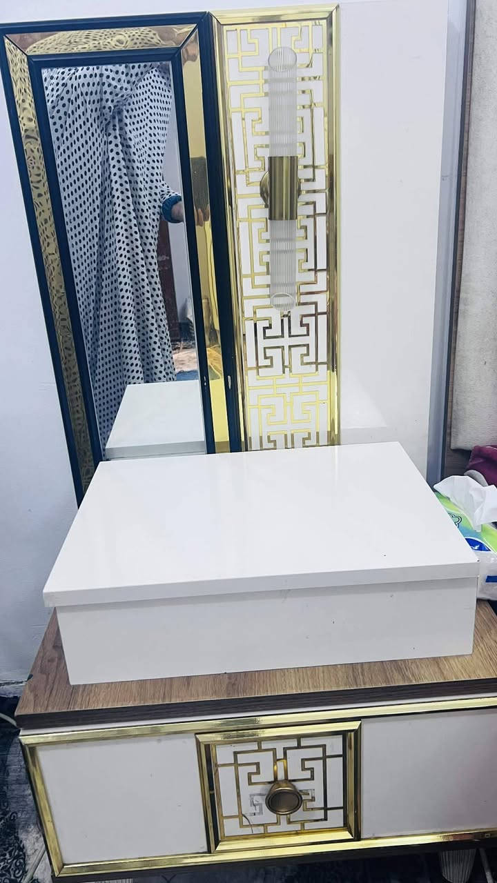 السعر ٧٥٠ المكان بغداد الغرفه كلش نظيفه شخط مبيها متكونه من عشر قطع الشراي يتفضل خاص


**إذا كنت صاحب هذا الإعلان وتريد حذفه لأي سبب، رجاءا أرسل رسالة إلى الدعم الفني**