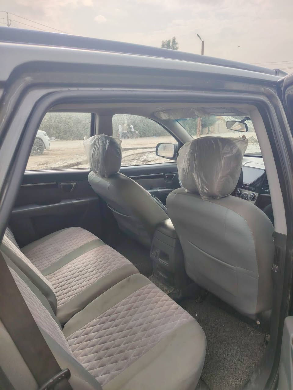 السلام عليكم 
سنتافي 2012مكينه 2400
لبيع نص فول با اسم كرتي
وكاله ثاني يوم يمك 
السياره جديده وخير من الله 
ستخدام مال بيت السعر 125وبيها مجال 
الاستفسار اتصل ع الرقم ***********
