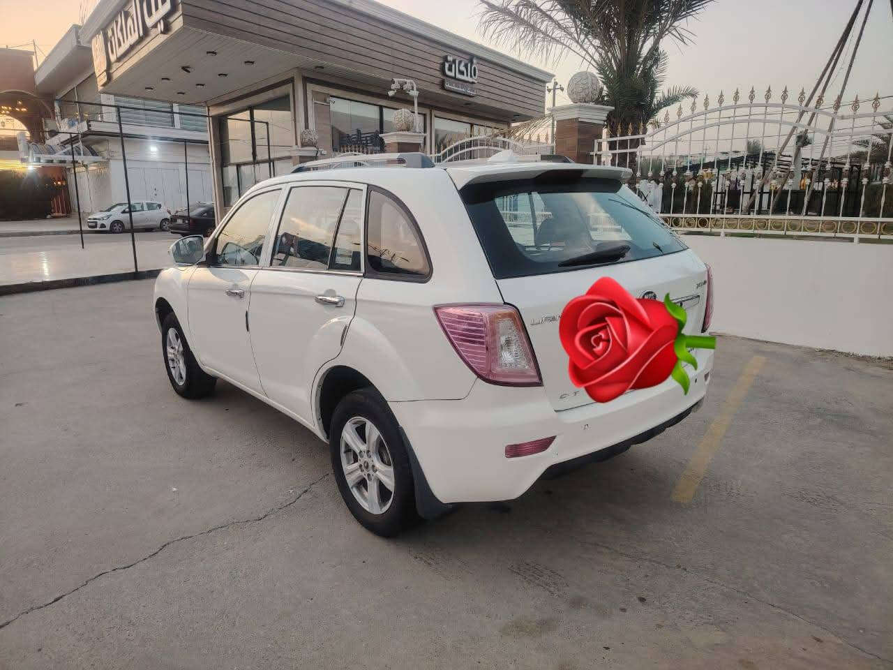 السلام عليكم 
ليفان موديل 2016 سياره جاهزه نظيفه كير ومحرك تدفئه تبريد تخم تاير الأمامي جدد بيها ضربه باب وجوملغ وسعر  60 وبيه مجال قليل الرقم: ***********
