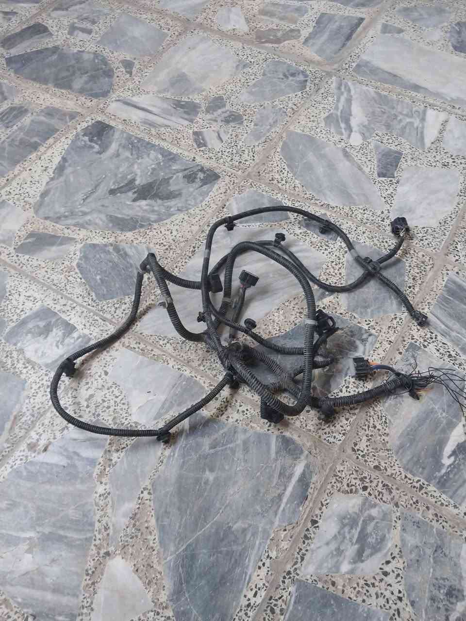 للبيع غراض هونداي توسان موديل ٢١ الى ٢٤ المعروض فقط مكاني بغداد للإستفسار ***********
