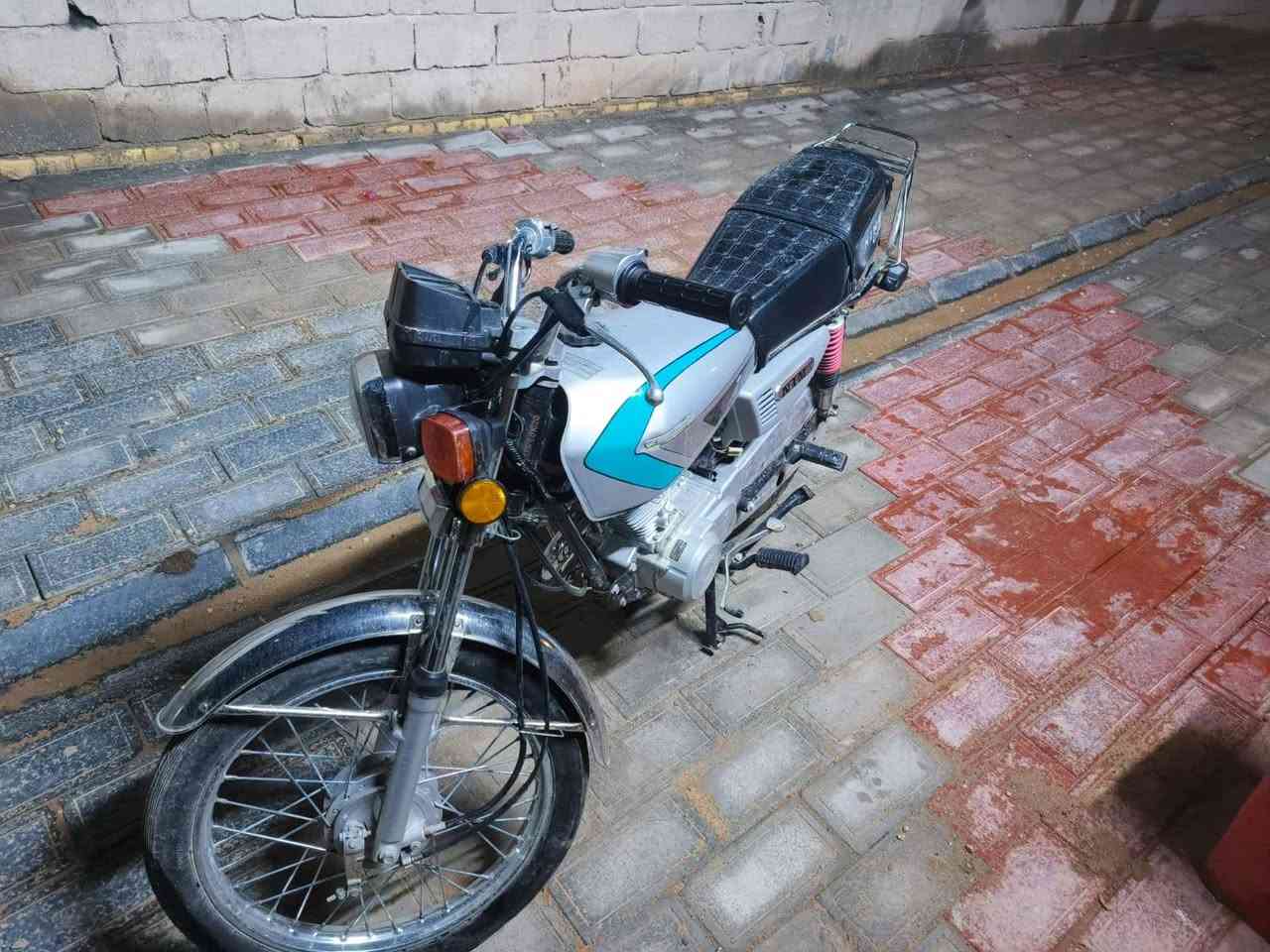 ندراجه اربعه كير ٢٠٢٥ دراجه حلوه مثل ماواضحه بلتصوير دراجه مال جناي مكينه برغي ممفتوح منه اوراق سكنر الشراي يتصل عله هاذه الرقم بي خير او يدلل ***********
