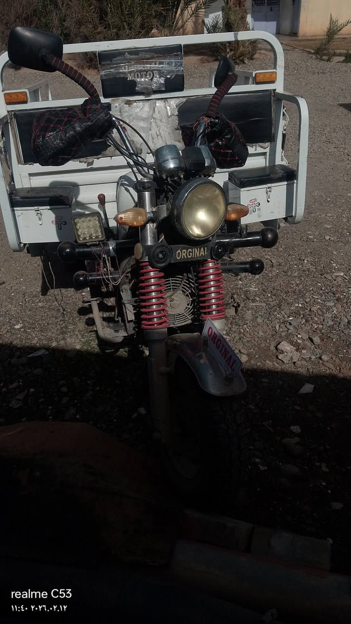 السلام عليكم ستوته للبيع موديل 2023 محرك 200Ccالسعر 1350وبي مجال المكان اسديره سفلى ه‍ ***********
